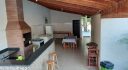 Rancho com excelente localização.