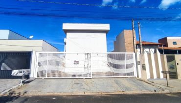 Rua dos Limoeiros n° 610 Ap 01 – Jardim Universitário II