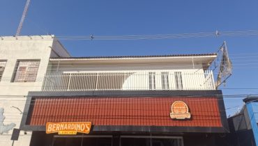 AVENIDA NAVARRO DE ANDRADE N°1586 AP B