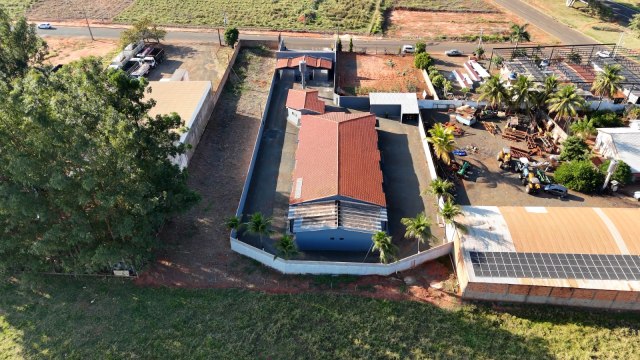 Rua 9 de Julho n° 81 – Comercial Rosa Branca