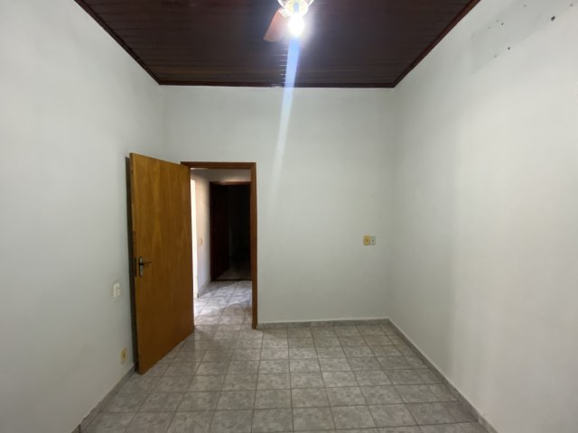 Rua Perimetral Oeste – Centro