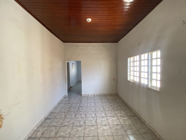 Rua Perimetral Oeste – Centro