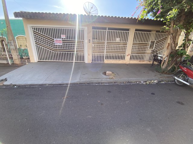 Rua Perimetral Oeste – Centro