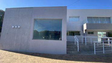 Rua 09 n° 990 – Salão C – Centro