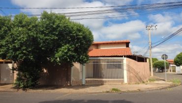 Rua 04 n° 2161 – Centro