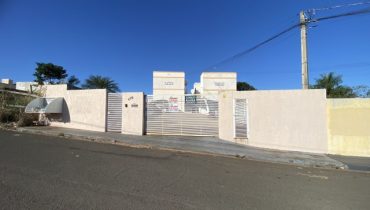 Rua dos Coqueiros n° 170 AP 01 – Coqueiro I