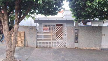 AVENIDA NAVARRO DE ANDRADE N° 130 CENTRO